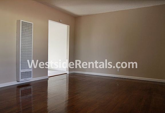 3rd image of 6060 La Prada St APT 5