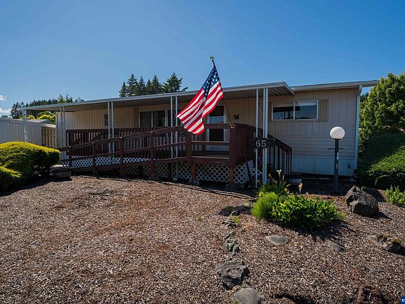2nd image of 277 NE Conifer Blvd Unit 65