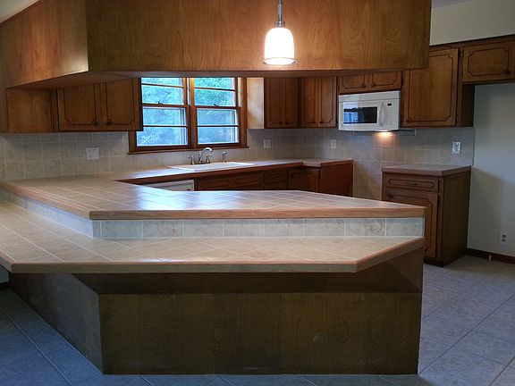 2nd image of 3401 E 30th Ave