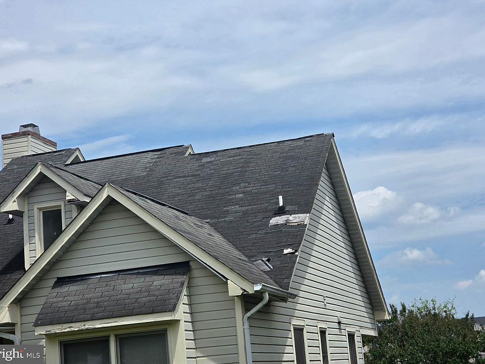 2nd image of 14305 Greenview Dr
