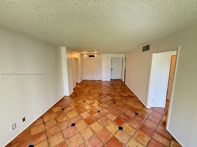 3401 N Country Club Dr #107 — Photo 10