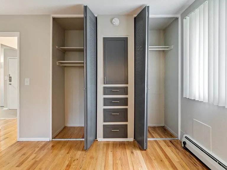 Amber Apartments — Photo 13