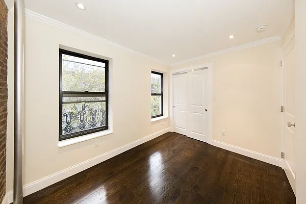 Rented by Voro New York | media 18