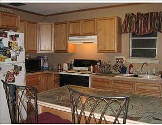 4th image of 103 Camellia Dr