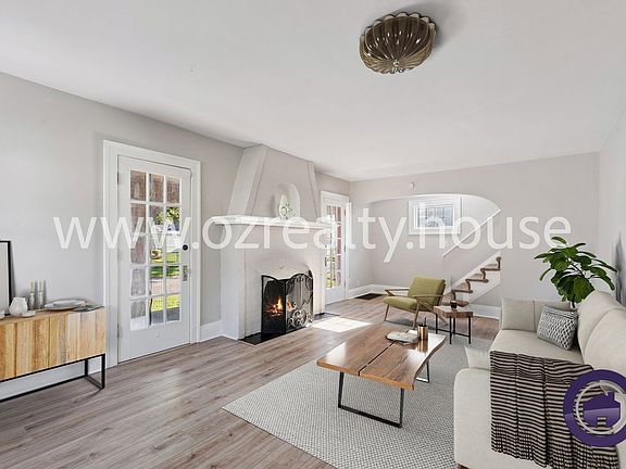 2nd image of 3756 Maxwell Rd