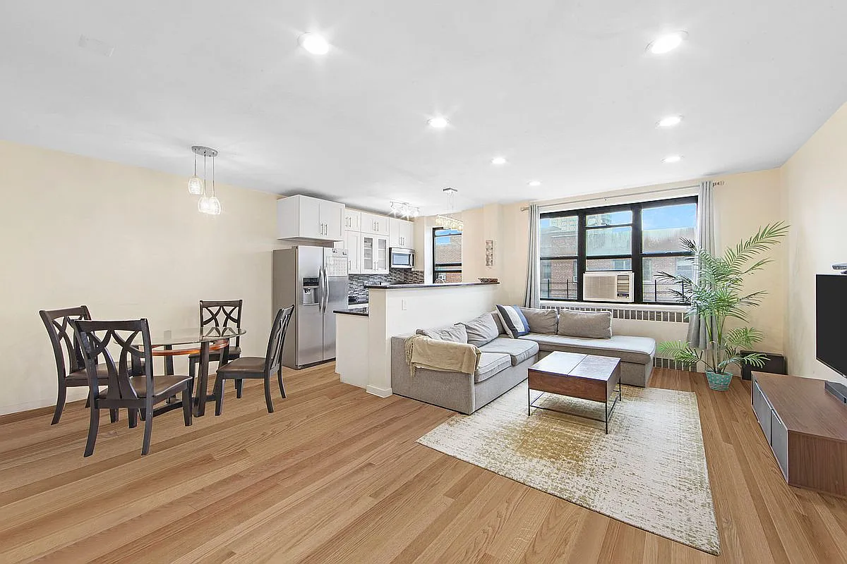 6771 Yellowstone Blvd APT 7B photo 1