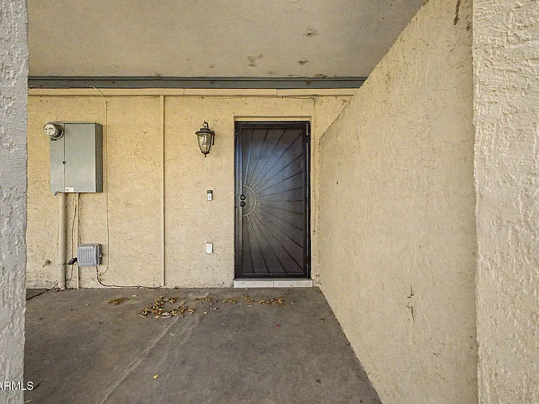 2225 E Catalina Dr — Photo 42