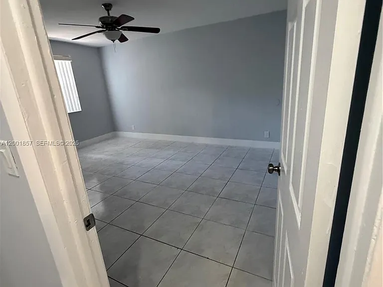 6316 Lincoln St #6316 — Photo 15