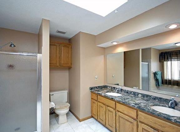 4th image of 4345 Ithaca Ln N
