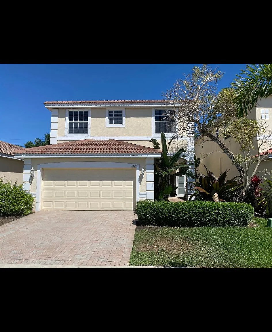 8919 Spring Mountain Way — Photo 1