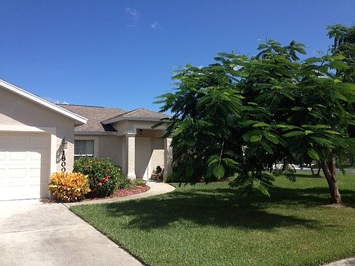 2nd image of 1800 Finch Ln SW