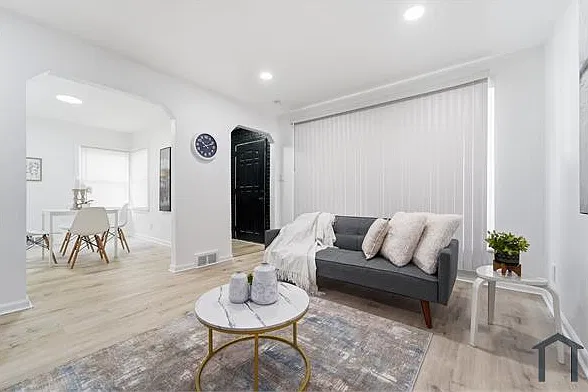3 bed, 1700 sqft, $1,700 — Photo 4
