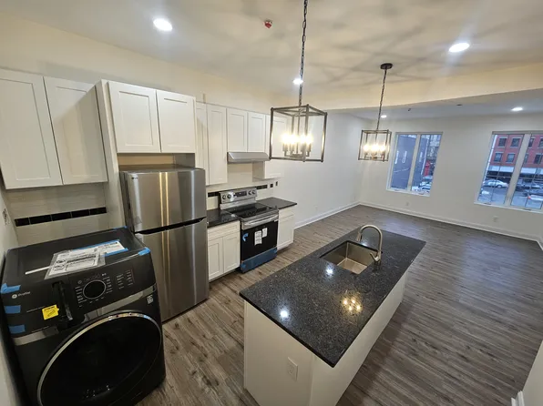 406 Main St #2, Poughkeepsie, NY 12601