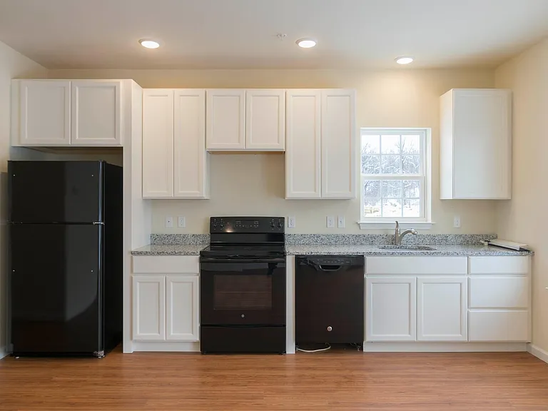Arey Lane Townhomes — Photo 11