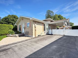 1888 Belvedere Cres, Cornwall, ON K6H7C7