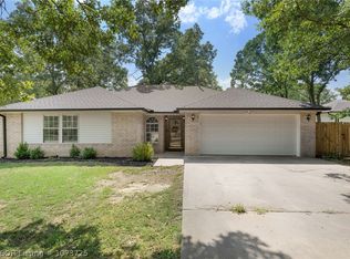 509 Caperton Loop, Greenwood, AR 72936