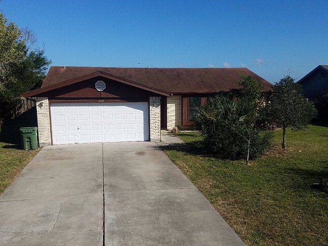 1st image of 402 Mesquite Dr