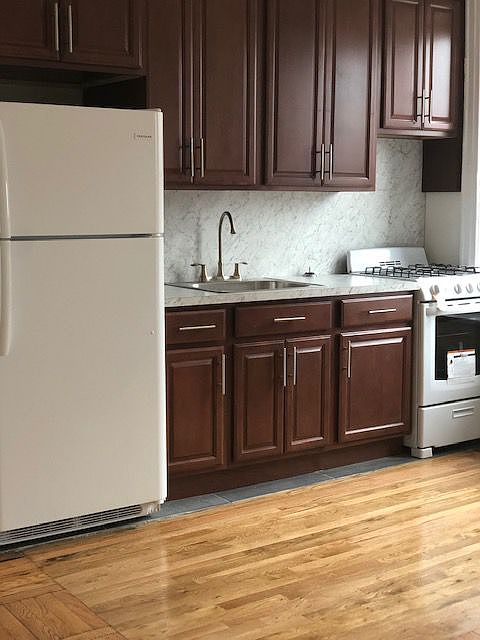 2nd image of 2970 Ocean Ave APT A5