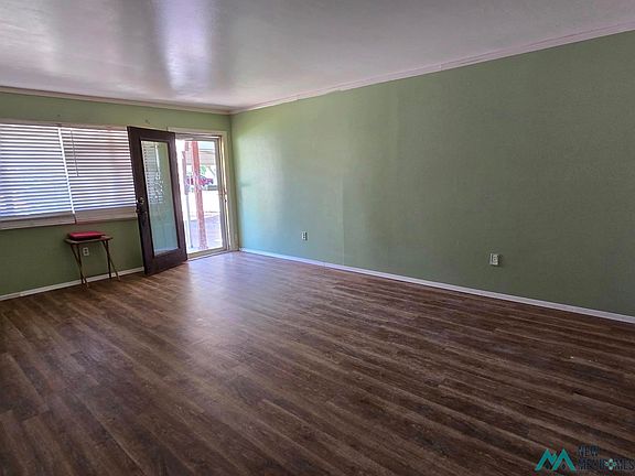 2nd image of 1813 Palomas Dr
