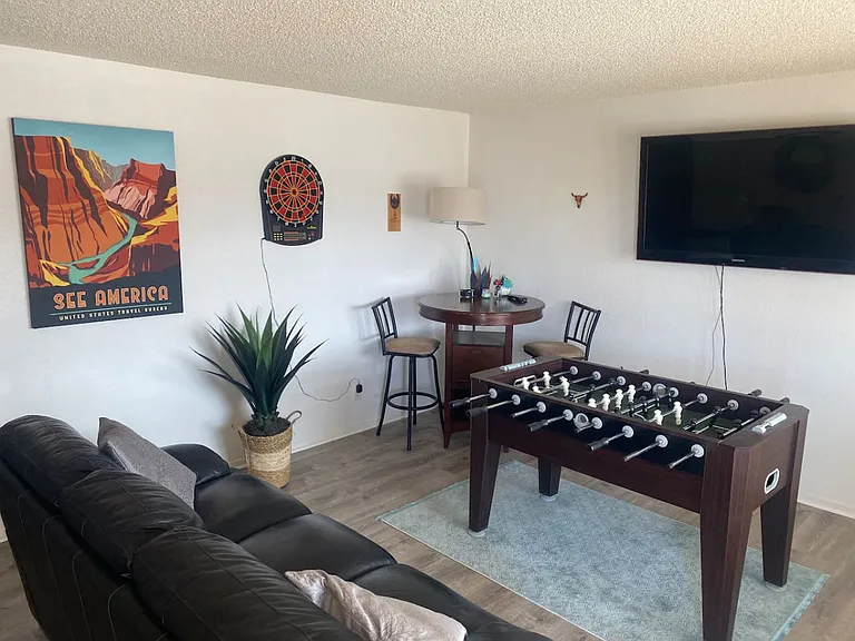 1815 Palo Verde Blvd S — Photo 9