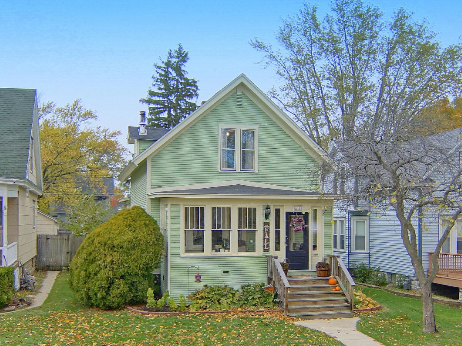 817 Wolcott Ave, Saint Joseph, MI 49085 | Zillow