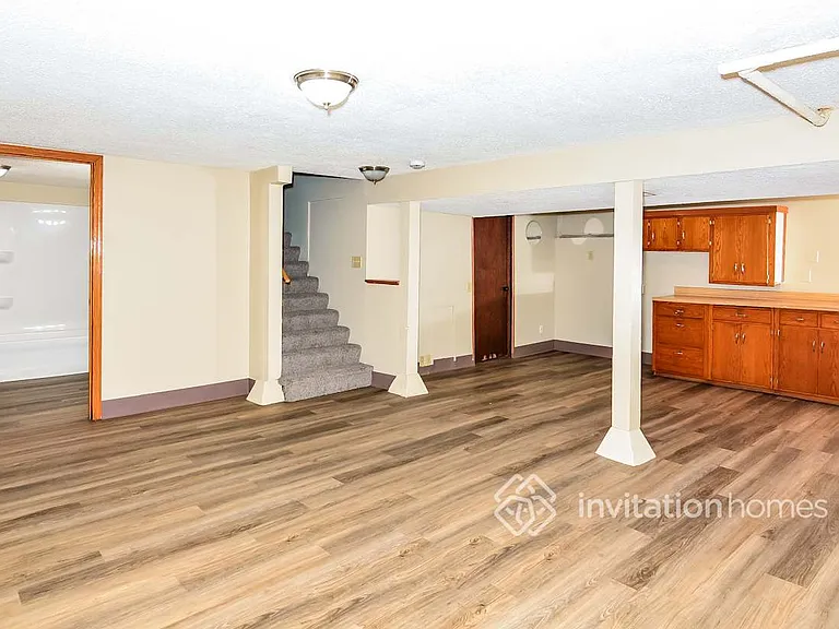 3729 Noble Ave N — Photo 10