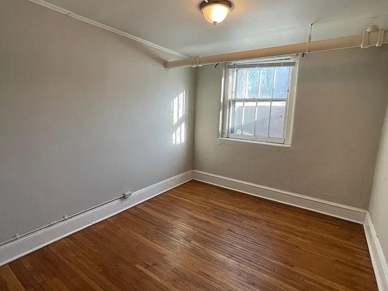 854 Linwood Ave #5 — Photo 7