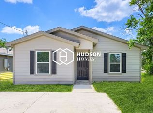 1601 Hays St, Seguin, TX 78155