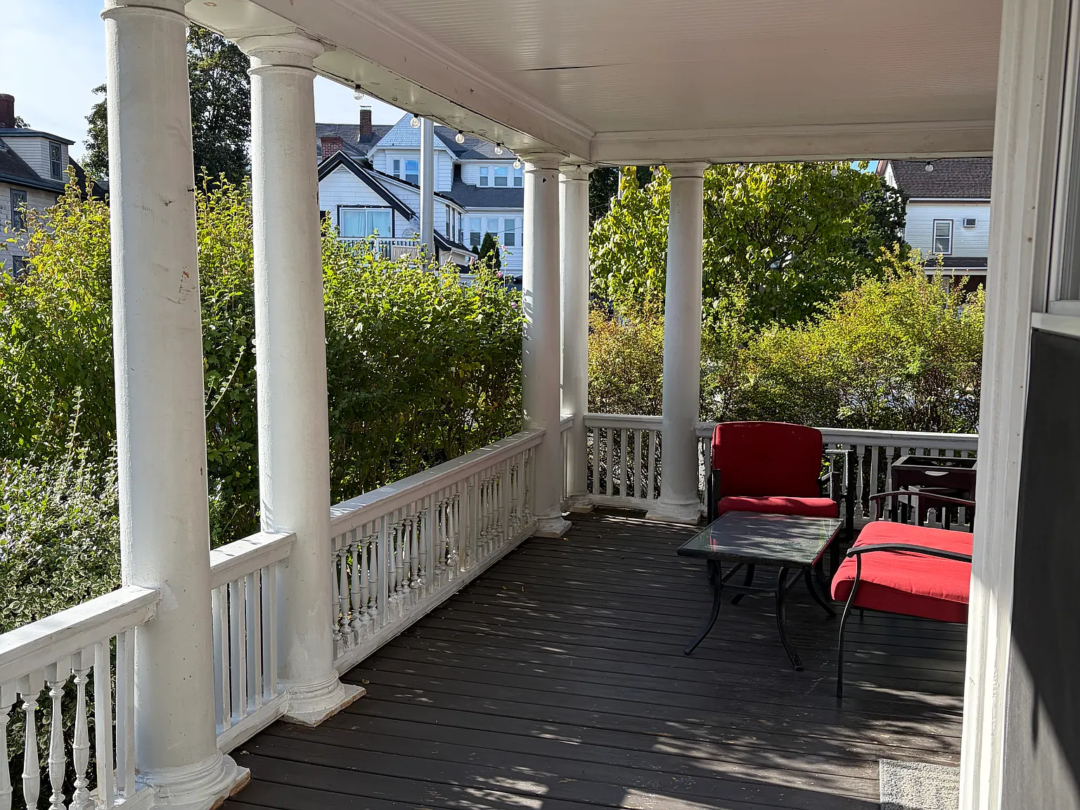 2 bed, 1050 sqft, $2,500 — Photo 3