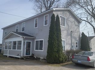 134 Eckfield St, Algonac, MI 48001