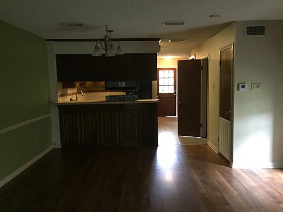 Living room looking at the kitchen