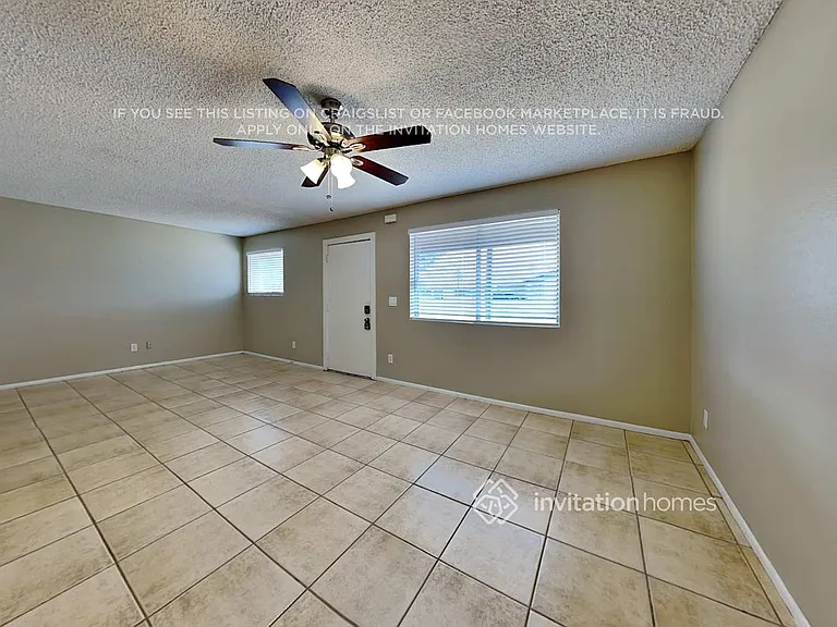 6813 W Montebello Ave — Photo 5