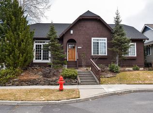 19365 Laurelhurst Way, Bend, OR 97702