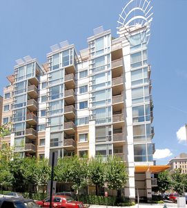 1300 13th St NW APT 301, Washington, DC, 20005