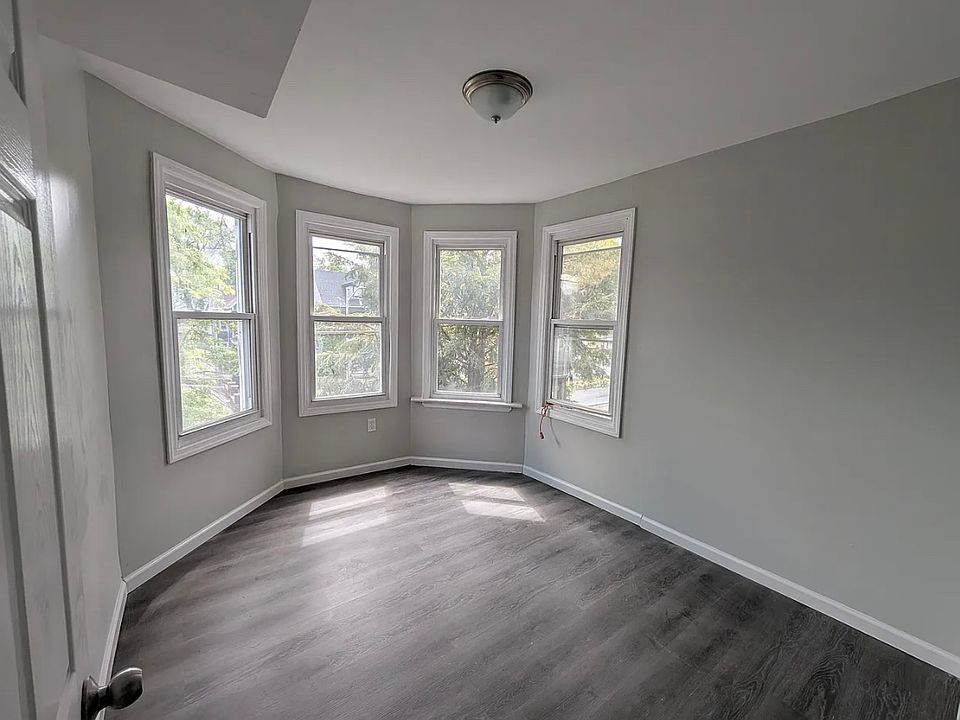 1st image of 295 S Clinton St #202