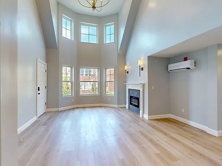 793 State St #3D — Photo 2