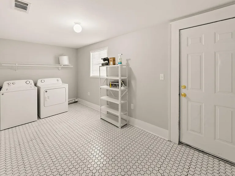1522 Scott St #1 — Photo 8
