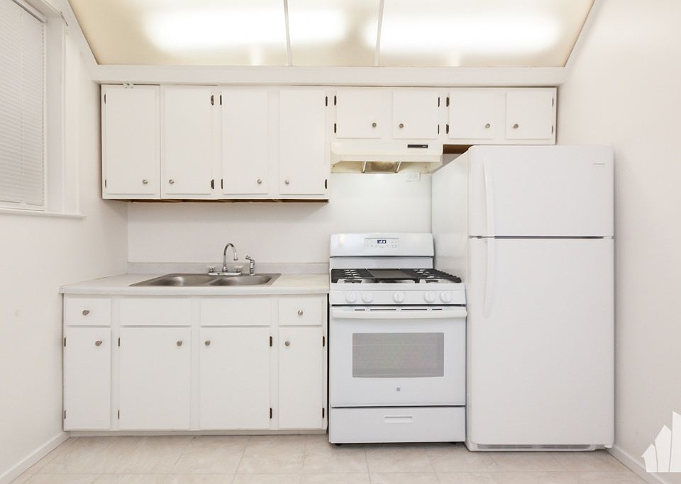 1st image of 4424 N Lavergne Ave APT 1