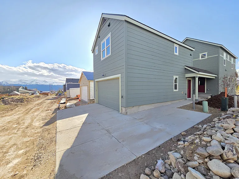 611 E 12th St #ADU — Photo 9