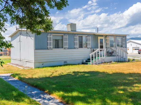 515 N Cedar St, Townsend, MT 59644