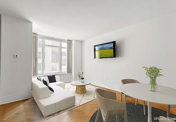 3rd image of 205 E 85th St APT 6Q