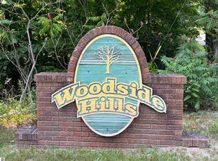 0 S Westwood Pkwy, Suttons Bay, MI 49682