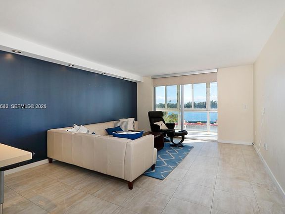 5th image of 145 SE 25th Rd APT 502