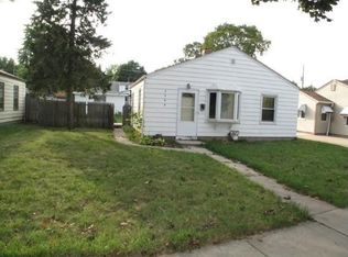 3559 S 5th St, Milwaukee, WI 53207