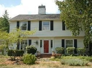 1020 N Main St, Wheaton, IL 60187