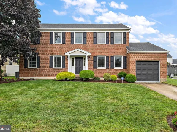 30 Lochview Dr, Bear, DE 19701