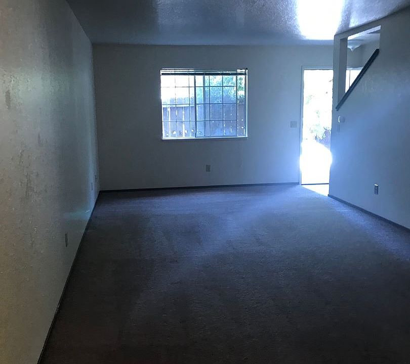 2nd image of 2990 Mack Rd APT B