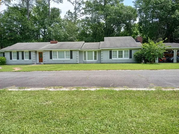 1306 Woodland Way, Nashville, GA 31639
