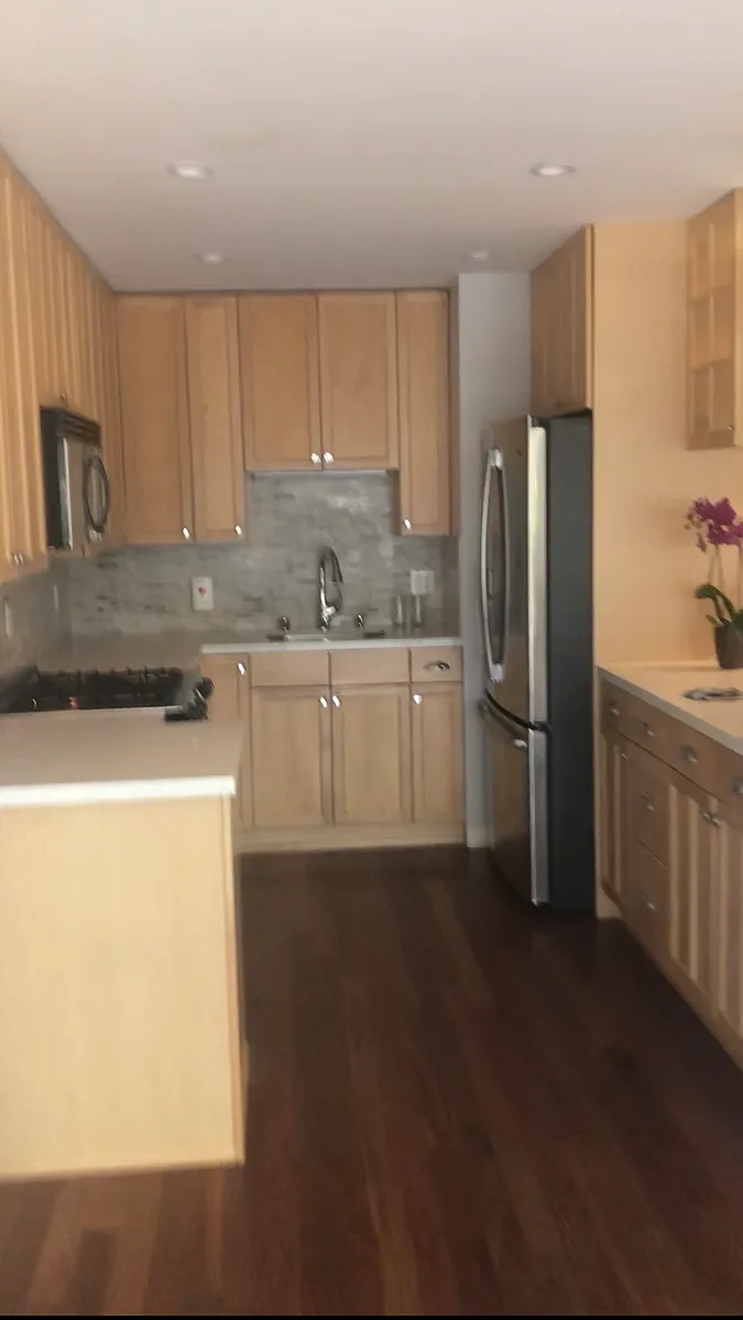 Kitchen - 1541 Filbert St #2