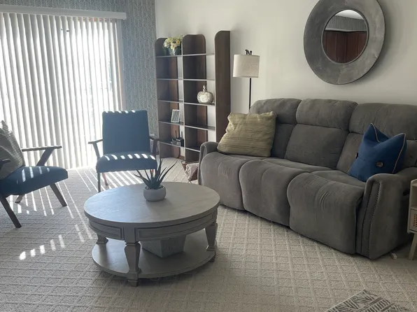 404 Huckleberry Heights Dr #404, Hannibal, MO 63401